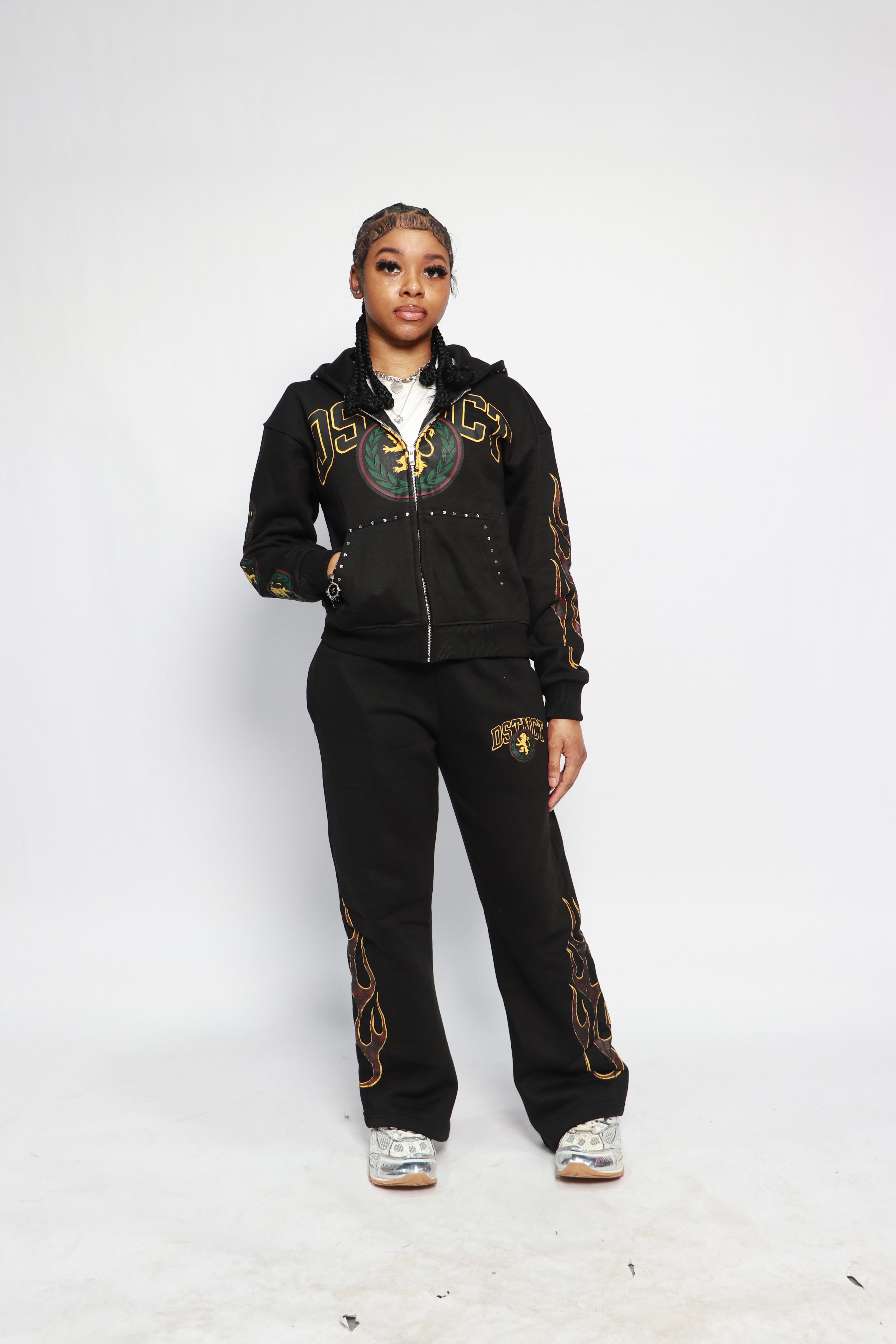 Black "Leo Lion" Sweatsuit