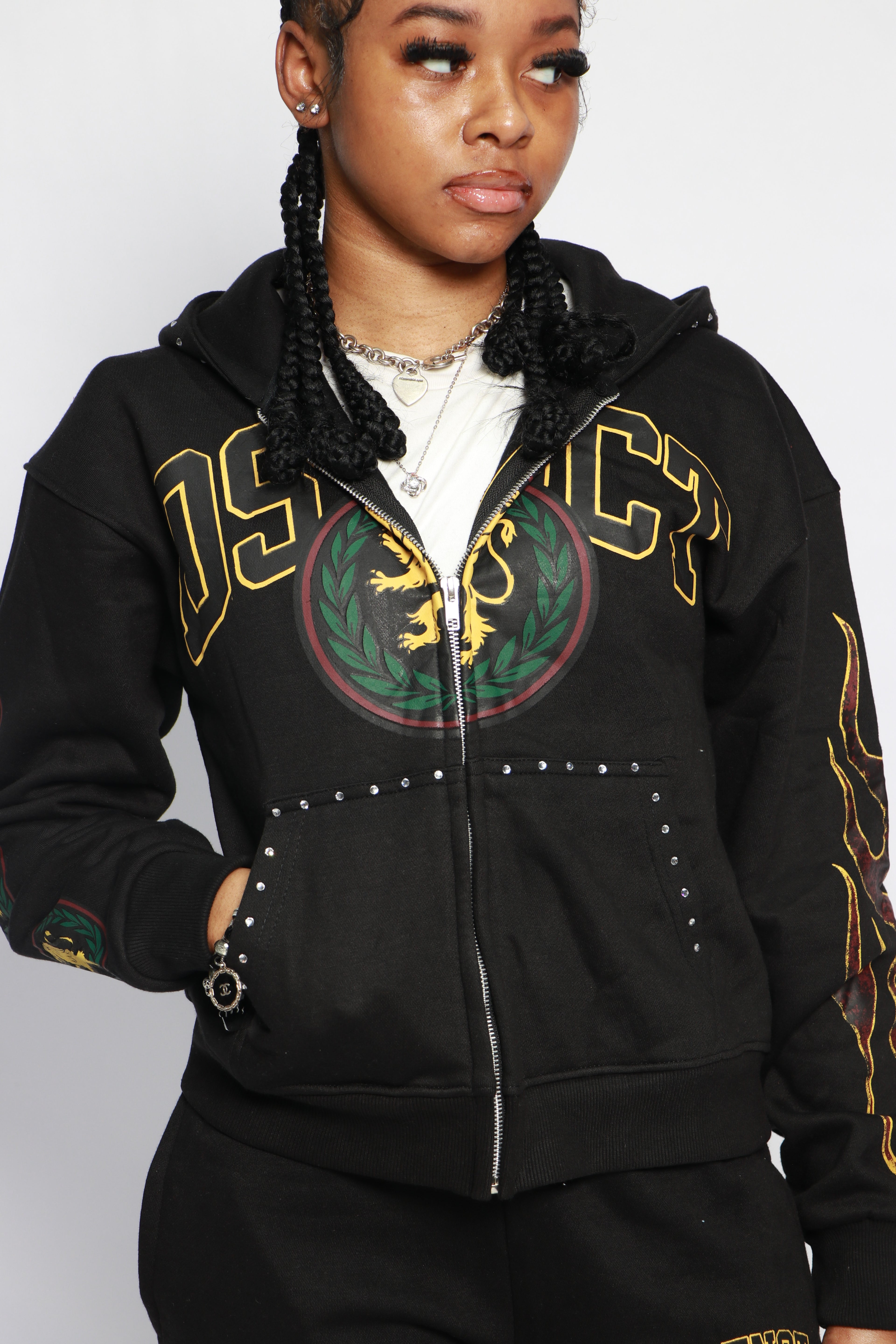Black "Leo Lion" Sweatsuit